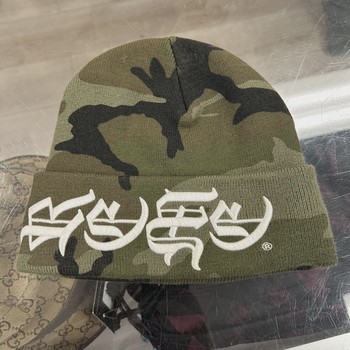2025 Supreme New Era Blackletter Beanie 'Woodland Camo' • Pre-Owned [3468] - view 4