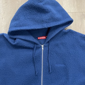 FW24 Supreme Pilled Zip Up Hoodie Royal - Pre Owned - photo 2