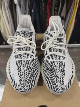 adidas Yeezy Boost 350 V2 Zebra • Pre-Owned [0917] - view 5