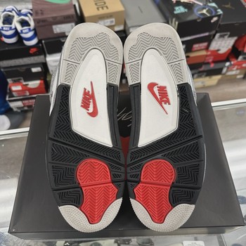 Air Jordan 4 Retro White Cement (2025) • Pre-Owned [9149] - view 4