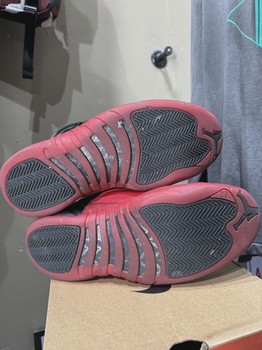 Air Jordan 12 Retro Flu Game (2025) (Grade School) • Pre-Owned [1164] - view 2
