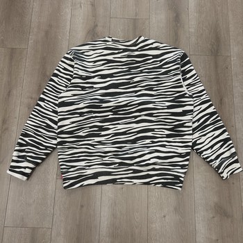 Supreme Box Logo Crewneck (FW22) Zebra • Pre-Owned [1614] - view 8
