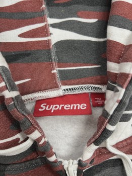 Supreme Camo Performance Zip Up • Pre-Owned [4815] - view 3