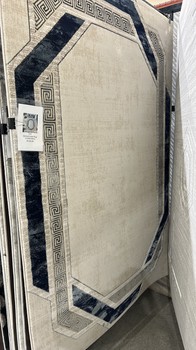 Signature Rug 5206. Navy 5x8