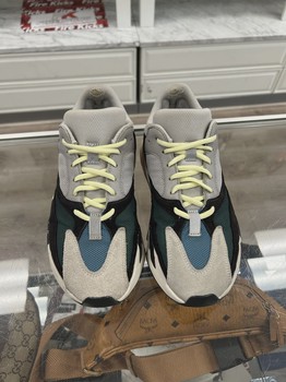adidas Yeezy Boost 700 Wave Runner NO BOX • Pre-Owned [2343] - view 2