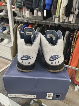 Air Jordan 5 Retro A Ma Maniére Dawn (Women's) • Pre-Owned [0763] - view 4