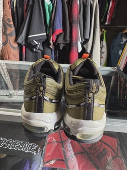 Nike Air Max 97 Undefeated Militia Green (2020) No Box • Pre-Owned [1026] - view 3