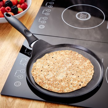 JUDGE NON STICK CREPE PAN - 22CM