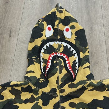 A Bathing Ape (BAPE) 1st Camo Shark Full Zip Hoodie • Pre-Owned [4179] - view 10