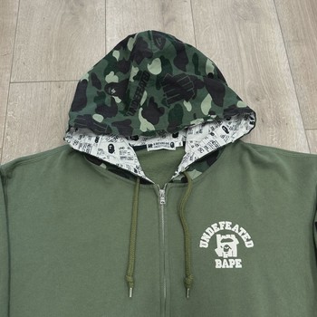 Undefeated Bape zip up • Pre-Owned [4581] - view 12