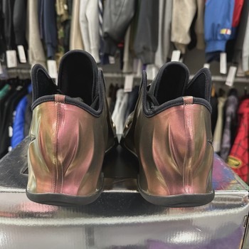 Nike GT Future Metallic Red Bronze • Pre-Owned [5194] - view 5