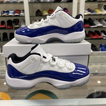 Jordan 11 Retro Low White Concord (W) - Pre-Owned - view 2