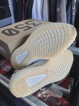 adidas Yeezy Boost 350 V2 Static (Non-Reflective) • Pre-Owned [5116] - view 3