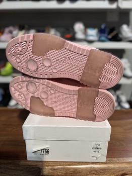 Off-White Men's Out Of Office Suede - Pre-Owned - view 6