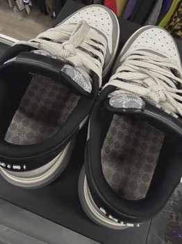 Amiri Skel Top Low Sneaker • Pre-Owned [7251] - view 3