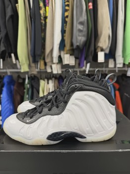 Nike Little Posite One Penny PE (Grade School) • Pre-Owned [1424] - view 5