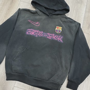 Travis Scott x Nike x FC Barcelona Spray Logo Hoodie Black • Pre-Owned [5831] - view 2