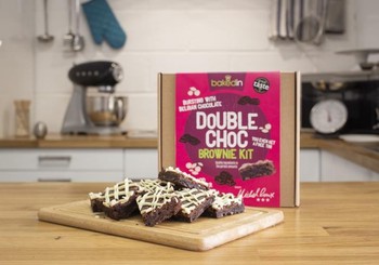 CHOCOLATE BROWNIE KIT