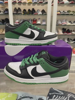 Nike SB Dunk Low Classic Green • Pre-Owned [3560] - photo 1