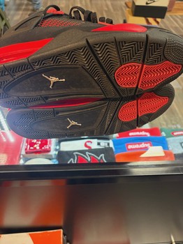 Air Jordan 4 Retro Red Thunder No Box • Pre-Owned [0832] - view 3