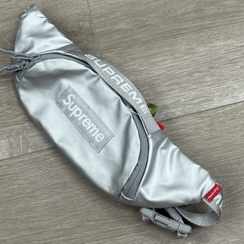 Supreme Small Waist Bag FW22 Silver NEW! - photo 3