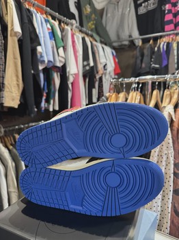 Air Jordan 1 Retro High Original SP Fragment  x Union LA Varsity Red Sport Royal Blue • Pre-Owned [2343] - view 4