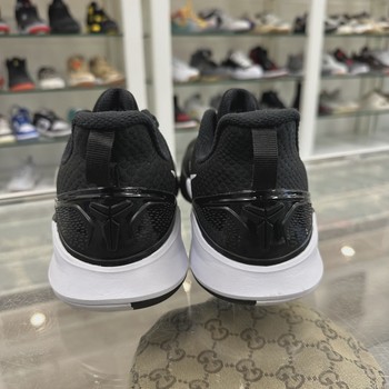 Nike Mamba Focus Black (NO BOX) • Pre-Owned [1940] - view 4