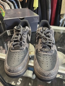 Nike Air Force 1 Low Off Noir Snakeskin • Pre-Owned [7103] - view 2