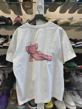 Kaws x Uniqlo "Pink BFF: Time Off" Tee • Brand New [4204] - view 3