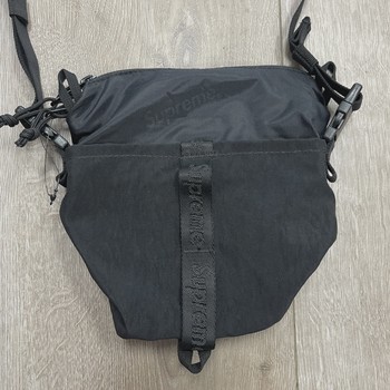 Supreme Neck Pouch Black Pre-Owned • Brand New [5888] - view 2