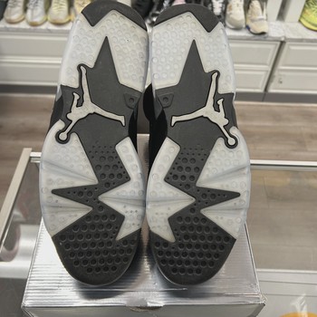 Jordan 6 Retro Chrome • Pre-Owned [8559] - view 3