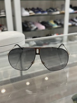 YSL Saint Laurent Relaxed Sunglasses • Pre-Owned [2693] - view 8