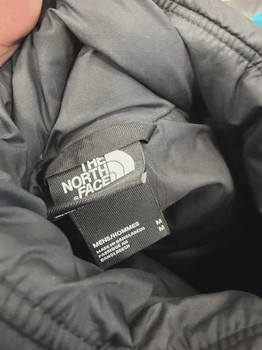 The North Face Men's 2000 Synthetic Puffer Jacket • Pre-Owned [1093] - view 2