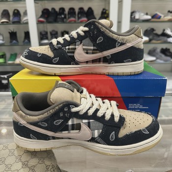 Nike SB Dunk Low Travis Scott • Pre-Owned [5695] - view 2
