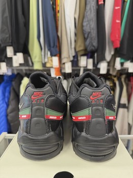 Nike Air Max 95 SP Undefeated Black • Pre-Owned [1480] - view 4