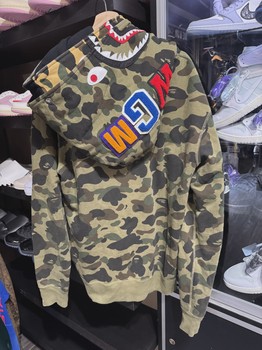 BAPE Double Shark Full Zip Hoodie Camo 2XL • Pre-Owned [8289] - view 2