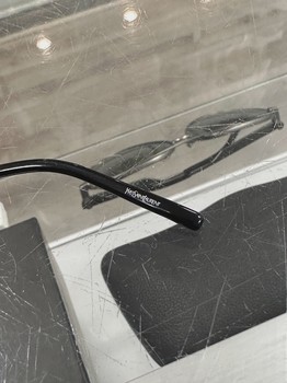 YSL Saint Laurent Relaxed Sunglasses • Pre-Owned [2693] - view 5