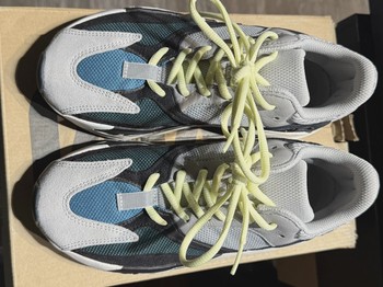 adidas Yeezy Boost 700 Wave Runner • Pre-Owned [6263] - view 2