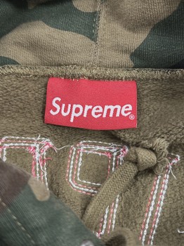 FW21 Supreme Multi Logo Hoodie Camo • Pre-Owned [6237] - view 3