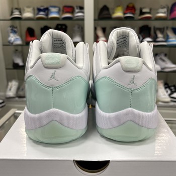 Jordan 11 Retro Low Igloo (W) - Pre-Owned - view 5