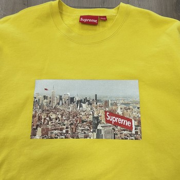 Supreme Aerial Crewneck Lemon • Pre-Owned [8867] - view 2