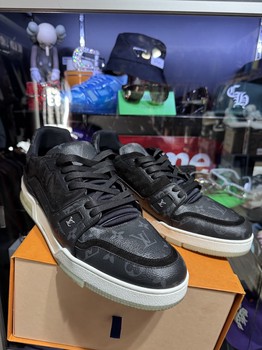 Louis Vuitton Louis Vuitton Trainer Low 'Black Monogram' - Pre-Owned - view 2