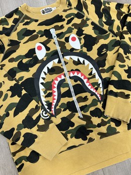 BAPE 1st Camo Printed Zip Shark Crewneck Yellow • Pre-Owned [1507] - view 5