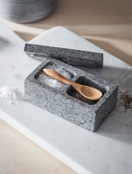 GRANITE SALT AND PEPPER PINCH POT