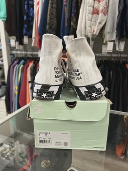 Converse Chuck Taylor All Star All Star 70 Hi Off-White • Pre-Owned [3228] - view 4