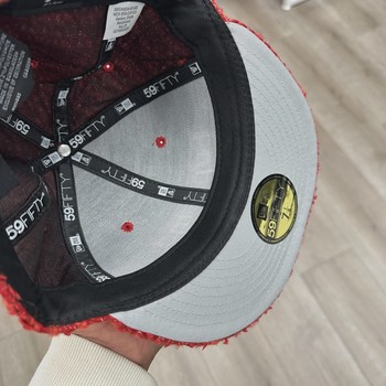 Supreme Bouclé Box Logo New Era 59FIFTY Fitted Cap • Brand New [8103] - view 2