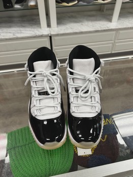 Air Jordan 11 Retro DMP Gratitude (2023) • Pre-Owned [0968] - view 5