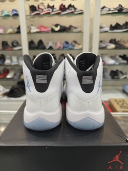 Air Jordan 11 Retro Legend Blue (2024) (Grade School) • Pre-Owned [0315] - view 4