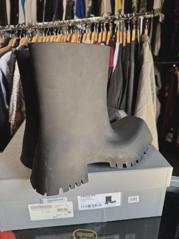 Balenciaga Trooper Rubber Boot  • Pre-Owned [5523] - view 3