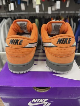 Nike SB Dunk Low Pro Muni Fast Pass • Pre-Owned [8861] - view 3